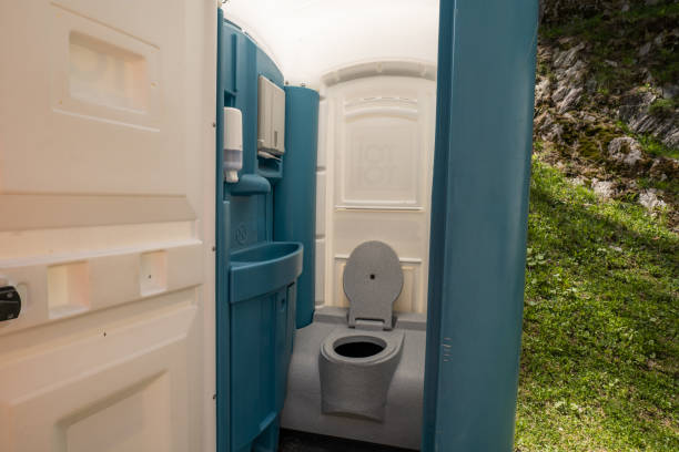 Best Construction site porta potty rental  in Stockton, IL